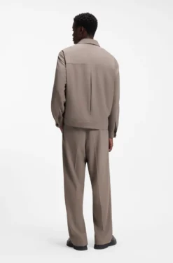 Slim-fit blazer with patch chest pockets