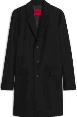 Slim-fit coat with three-button closure
