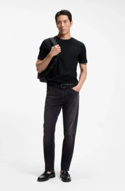 Slim-fit cotton T-shirt with crew neck