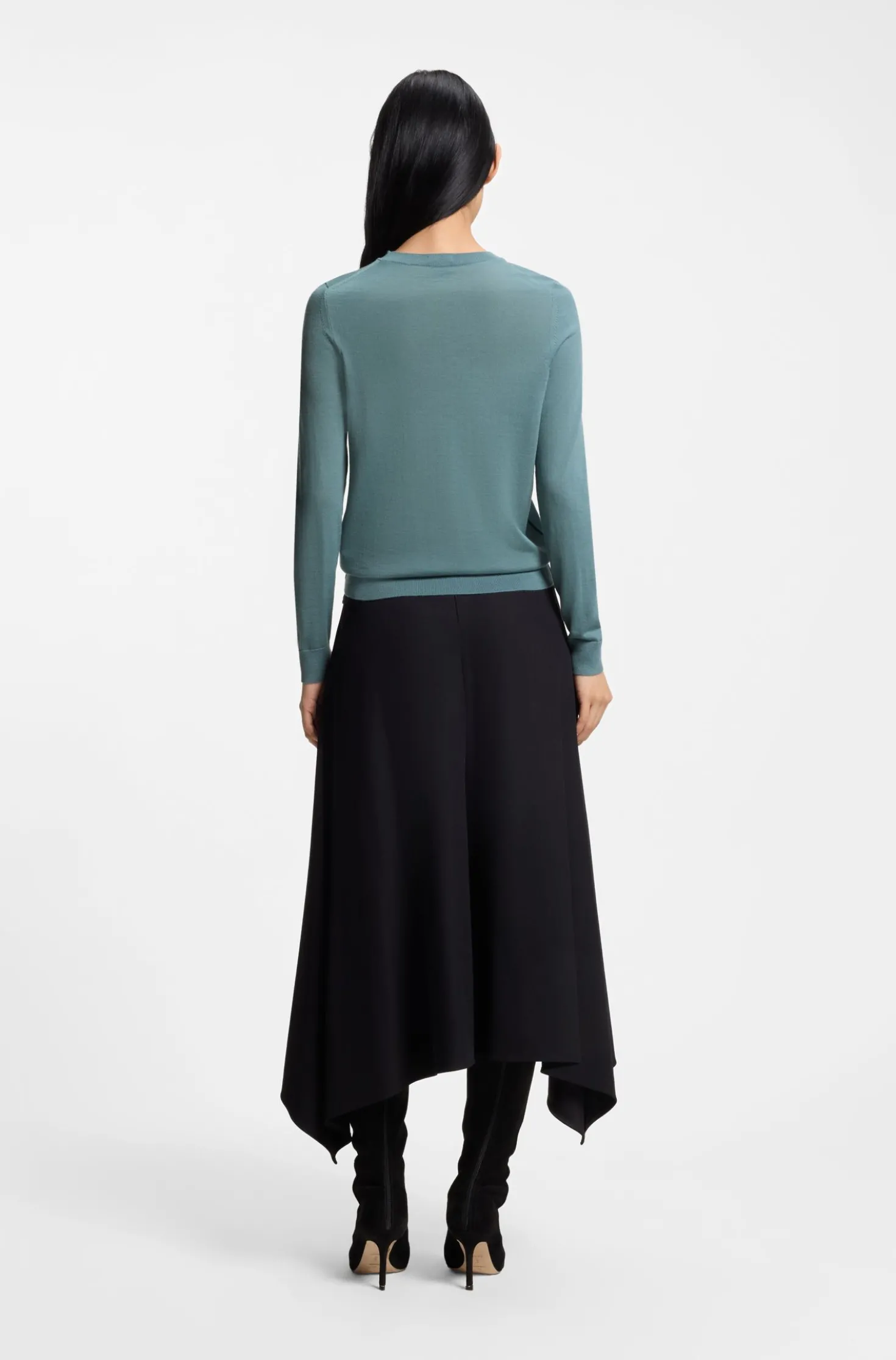 Slim-fit crew-neck sweater in merino wool
