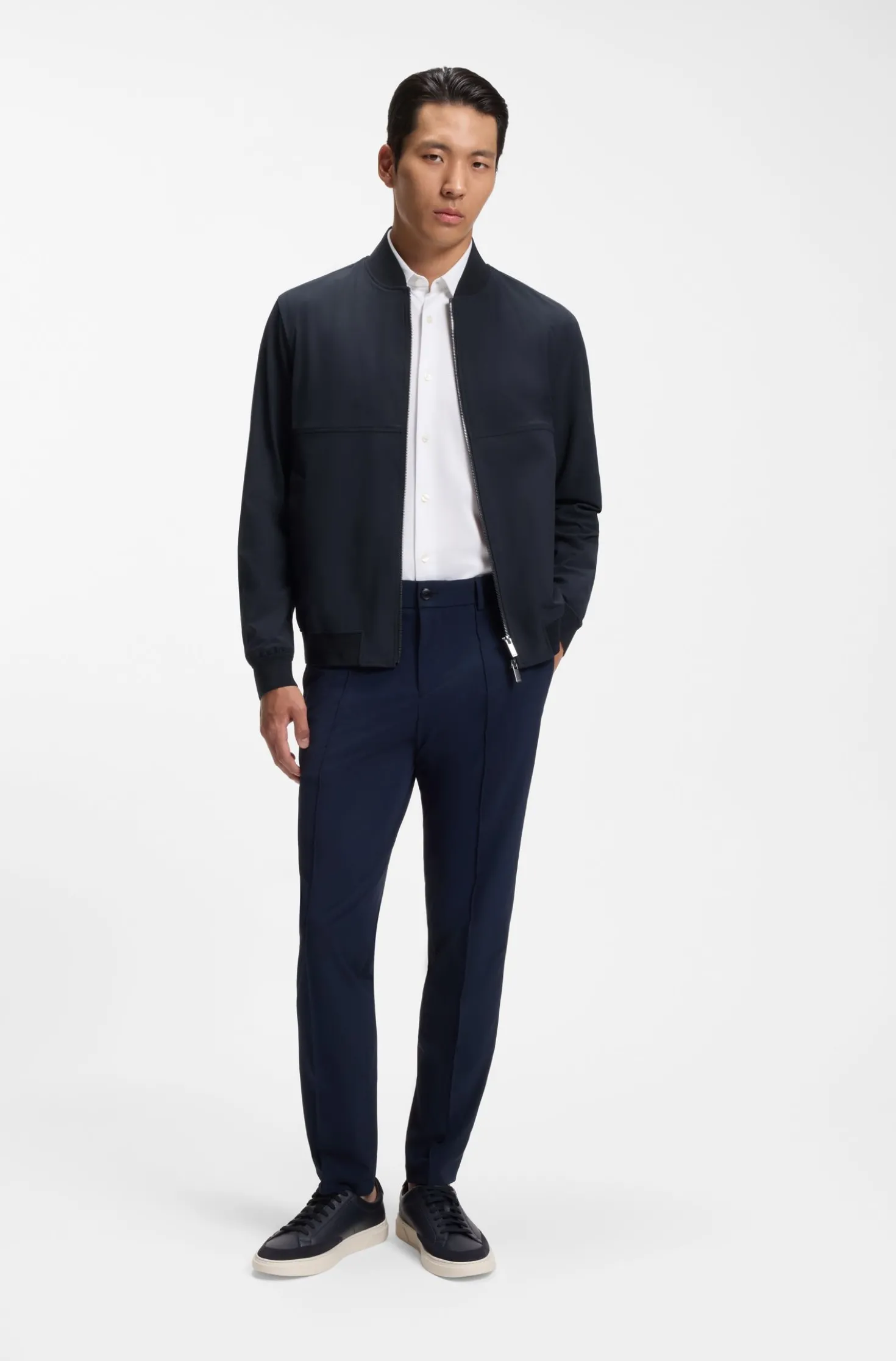 Slim-fit jacket in micro-patterned stretch fabric