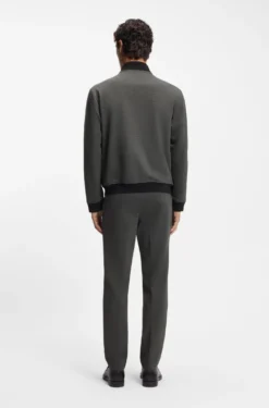 Slim-fit jacket in wrinkle-resistant fabric