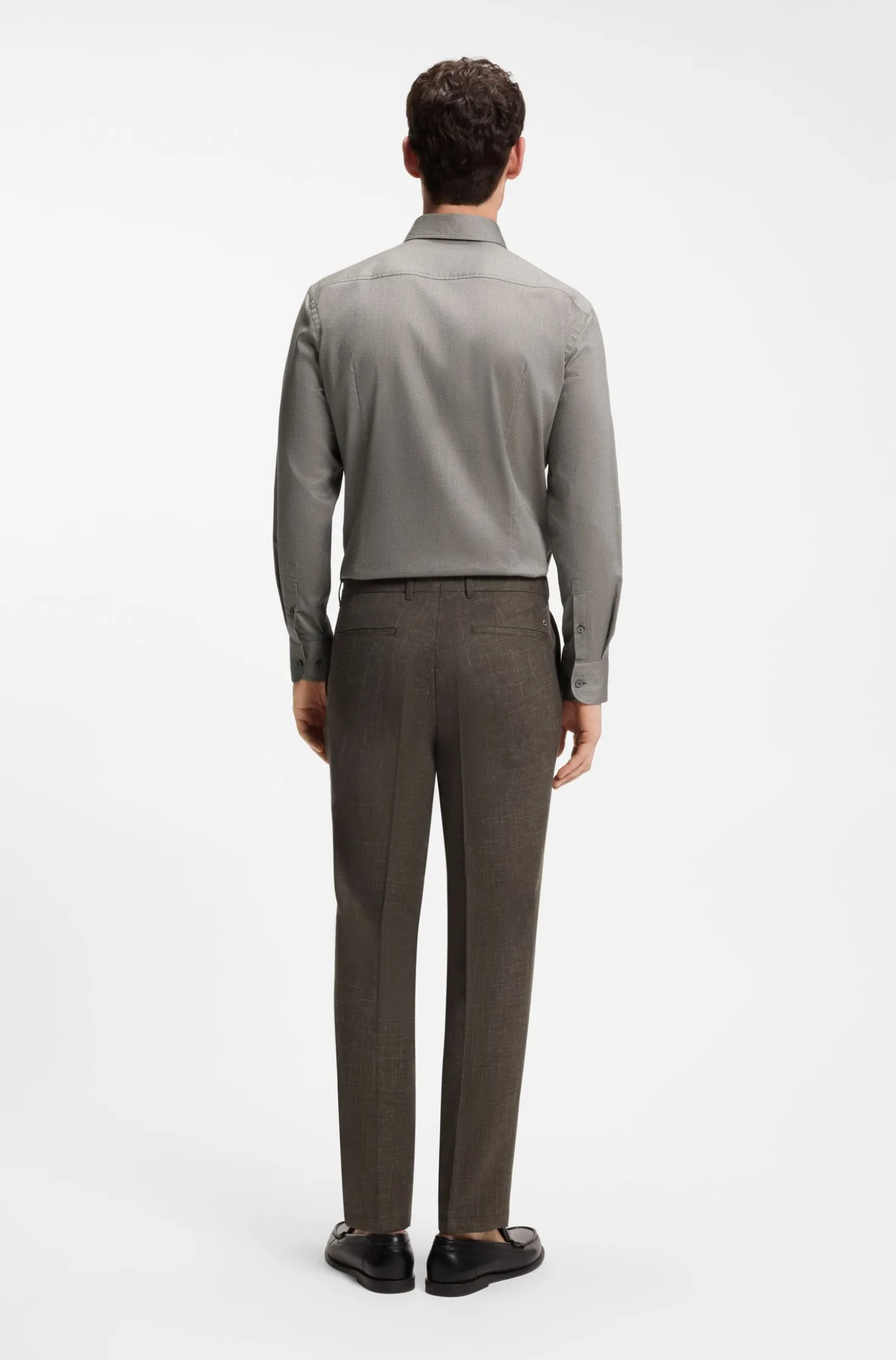 Slim-fit shirt in a thermoregulating structured cotton blend