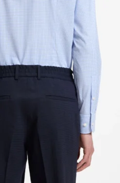 Slim-fit shirt in checked performance-stretch fabric