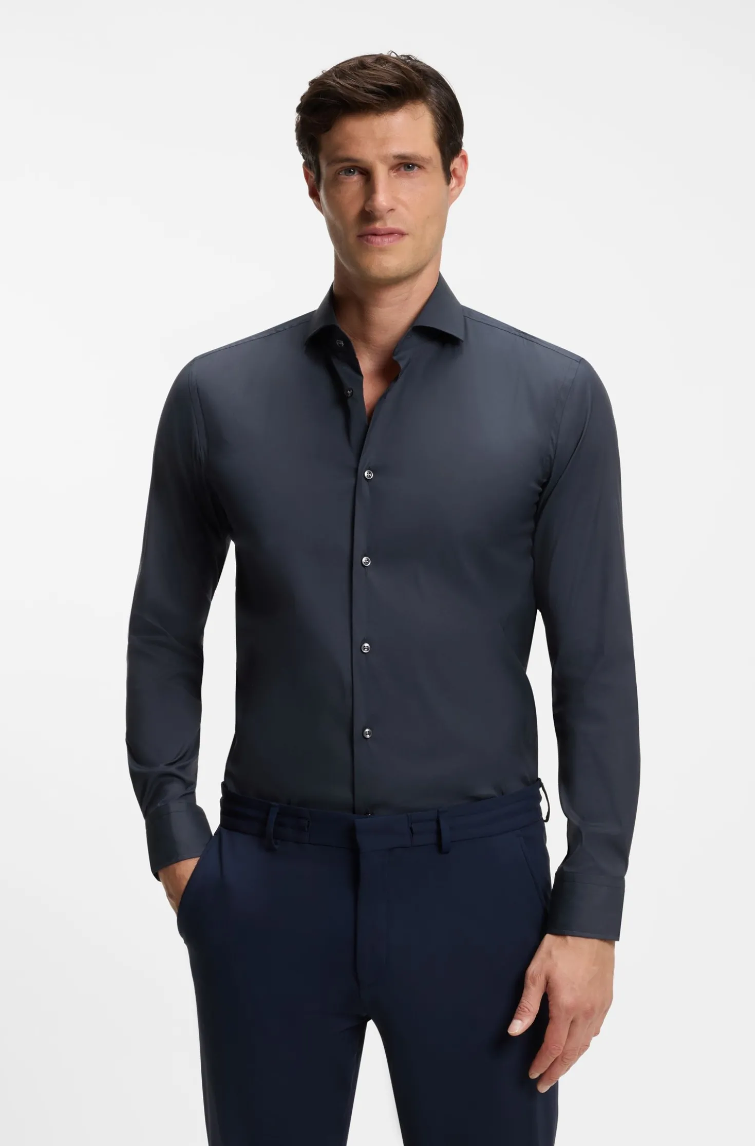 Slim-fit shirt in easy-iron cotton-blend poplin