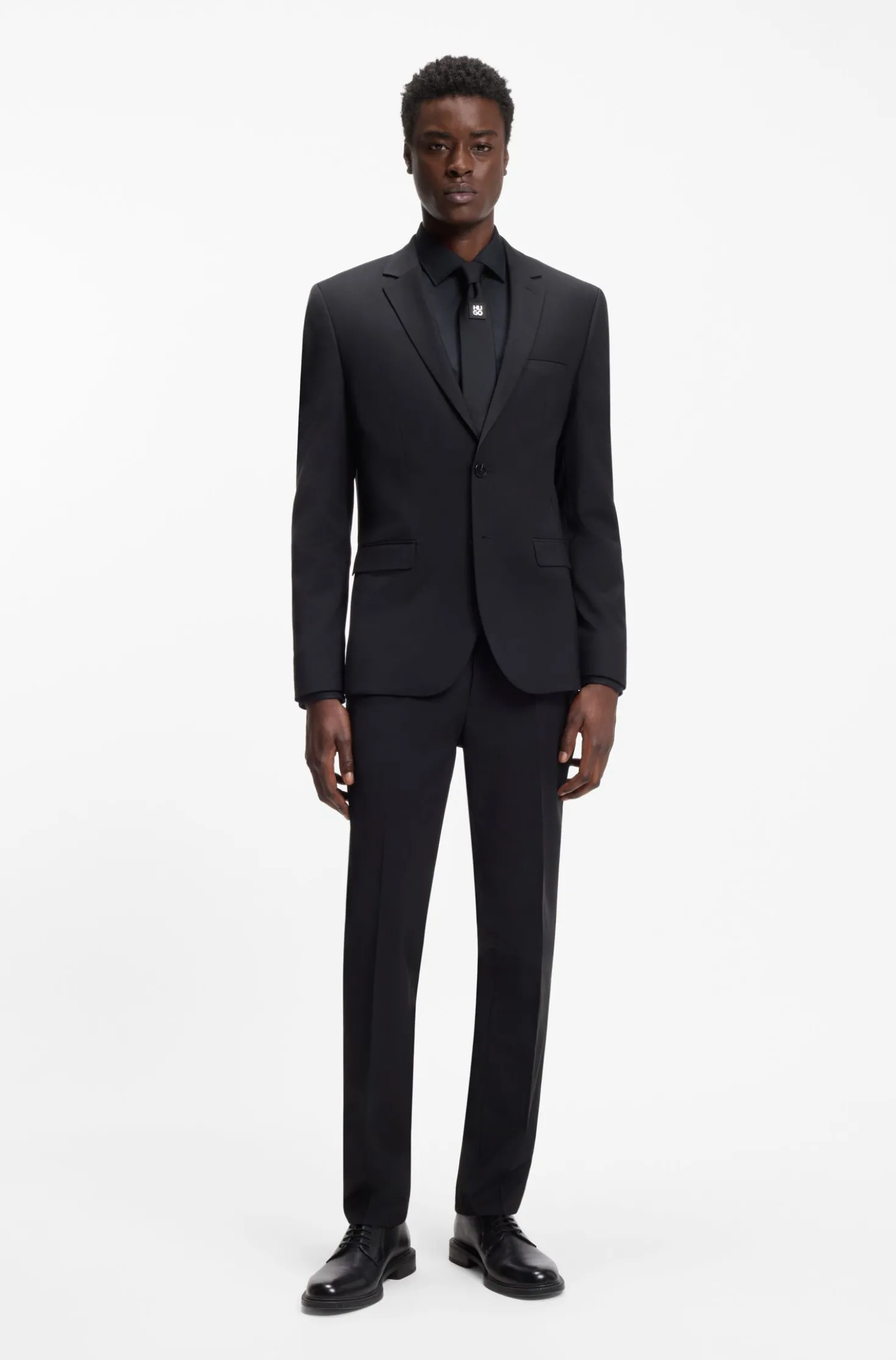 Slim-fit shirt in easy-iron cotton poplin