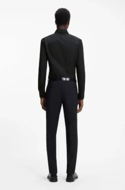 Slim-fit shirt in easy-iron cotton poplin