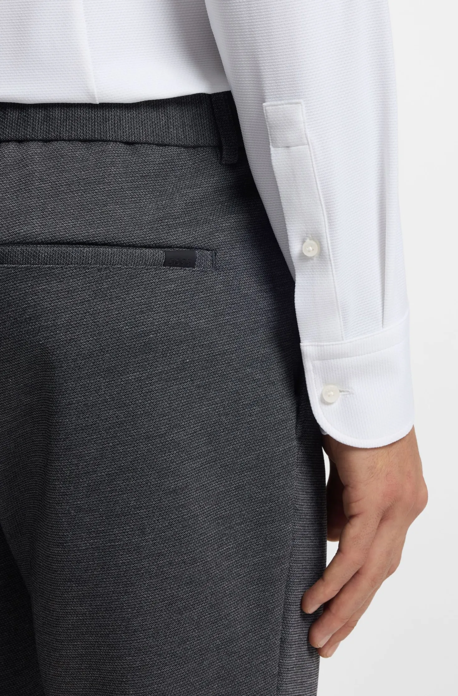 Slim-fit shirt in performance-stretch structured jersey