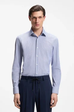 Slim-fit shirt in printed performance-stretch fabric