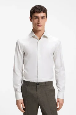 Slim-fit shirt in refined Italian cotton