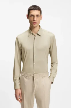 Slim-fit shirt in structured performance-stretch fabric