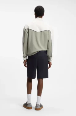 Slim-fit shorts in mercerised stretch cotton