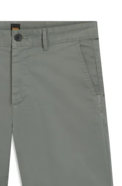 Slim-fit shorts in stretch-cotton twill