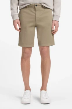 Slim-fit shorts in stretch-cotton twill