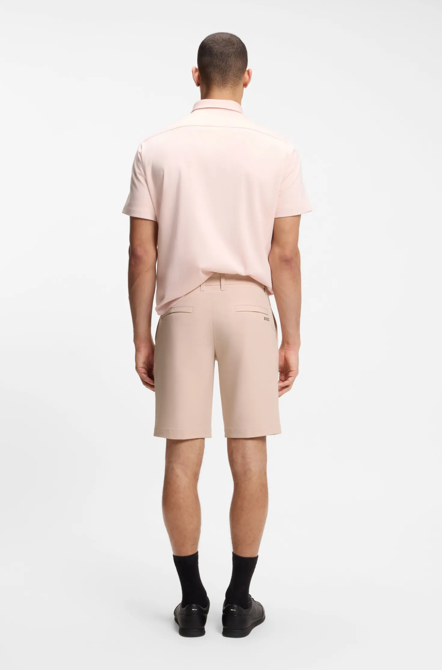 Slim-fit shorts in water-repellent stretch fabric