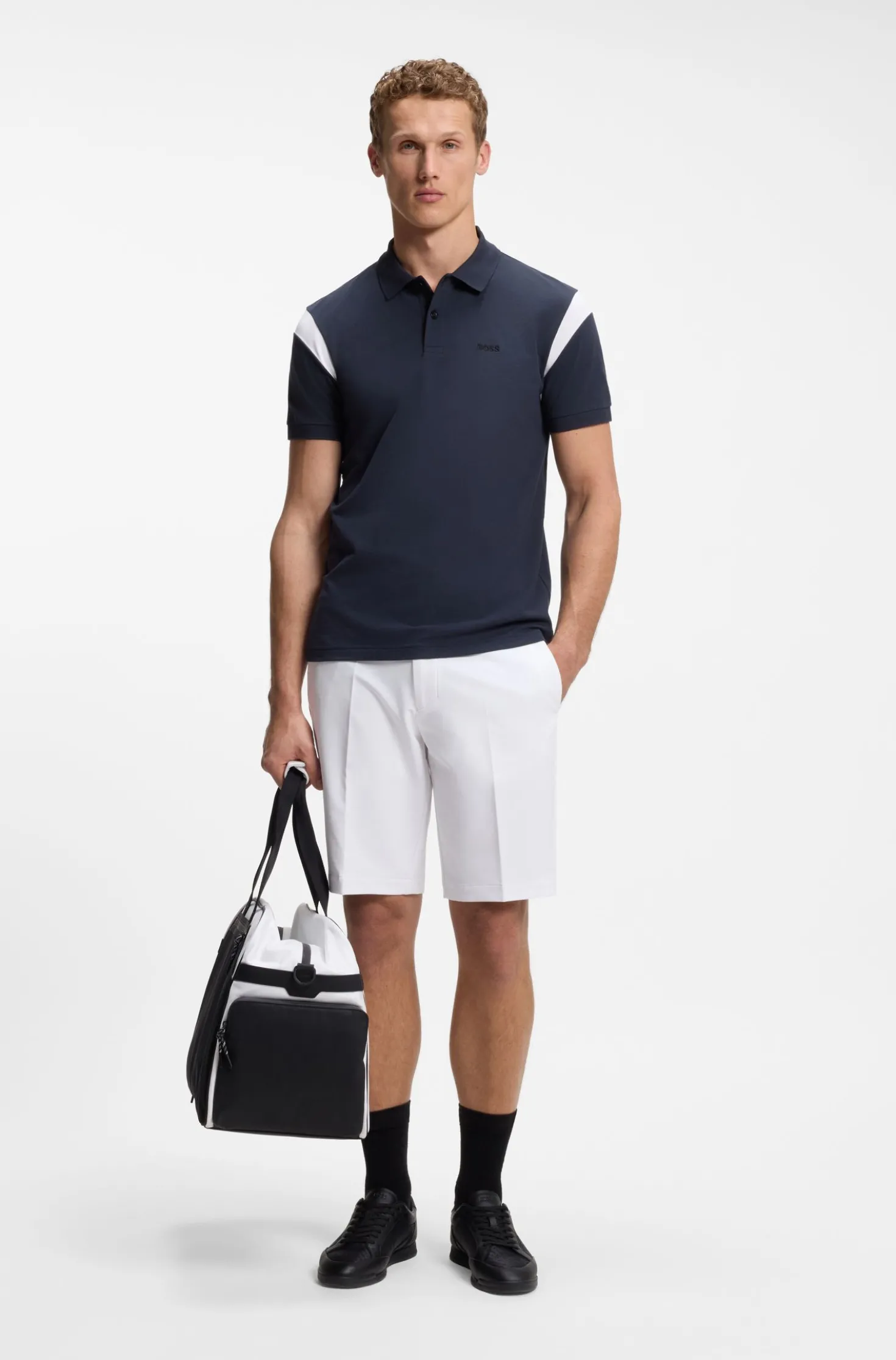 Slim-fit shorts in water-repellent stretch fabric