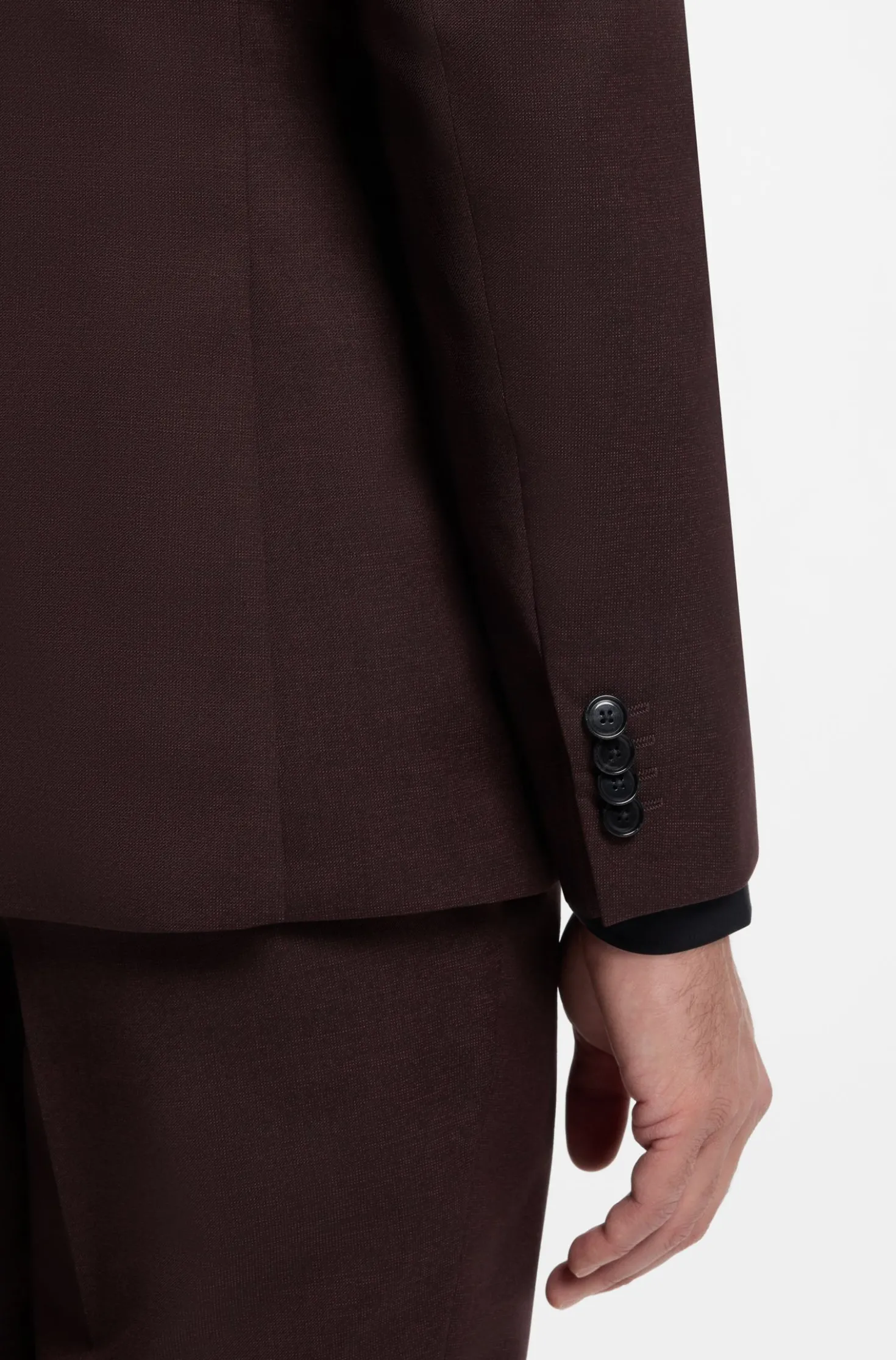 Slim-fit suit in micro-patterned virgin wool
