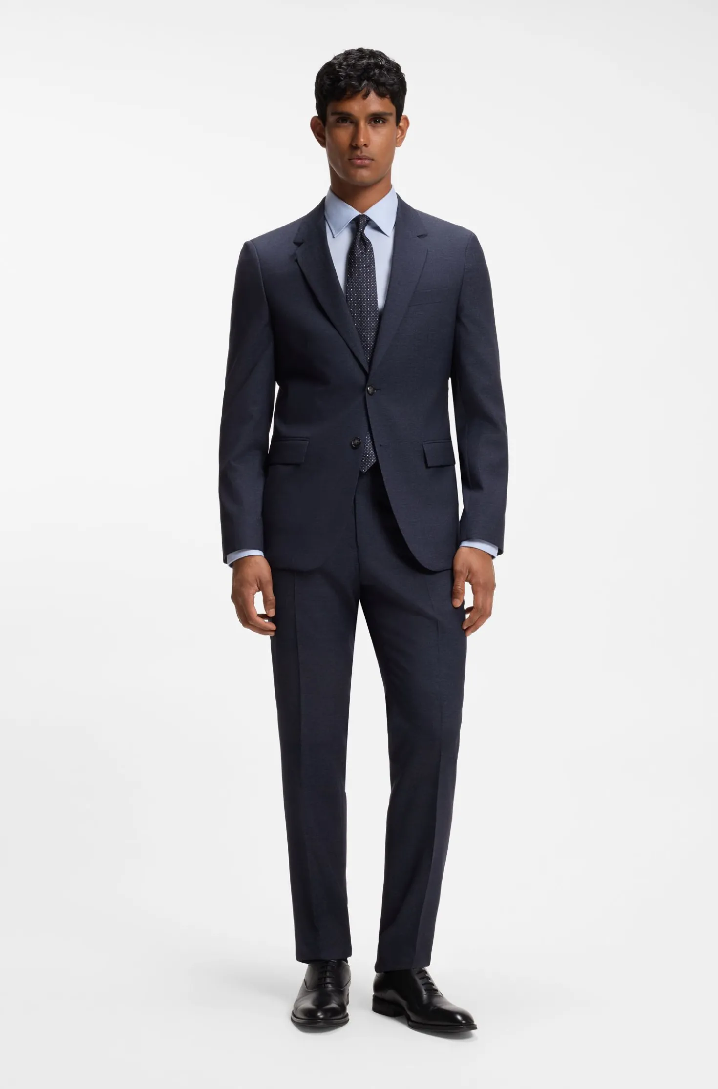 Slim-fit suit in micro-patterned virgin wool