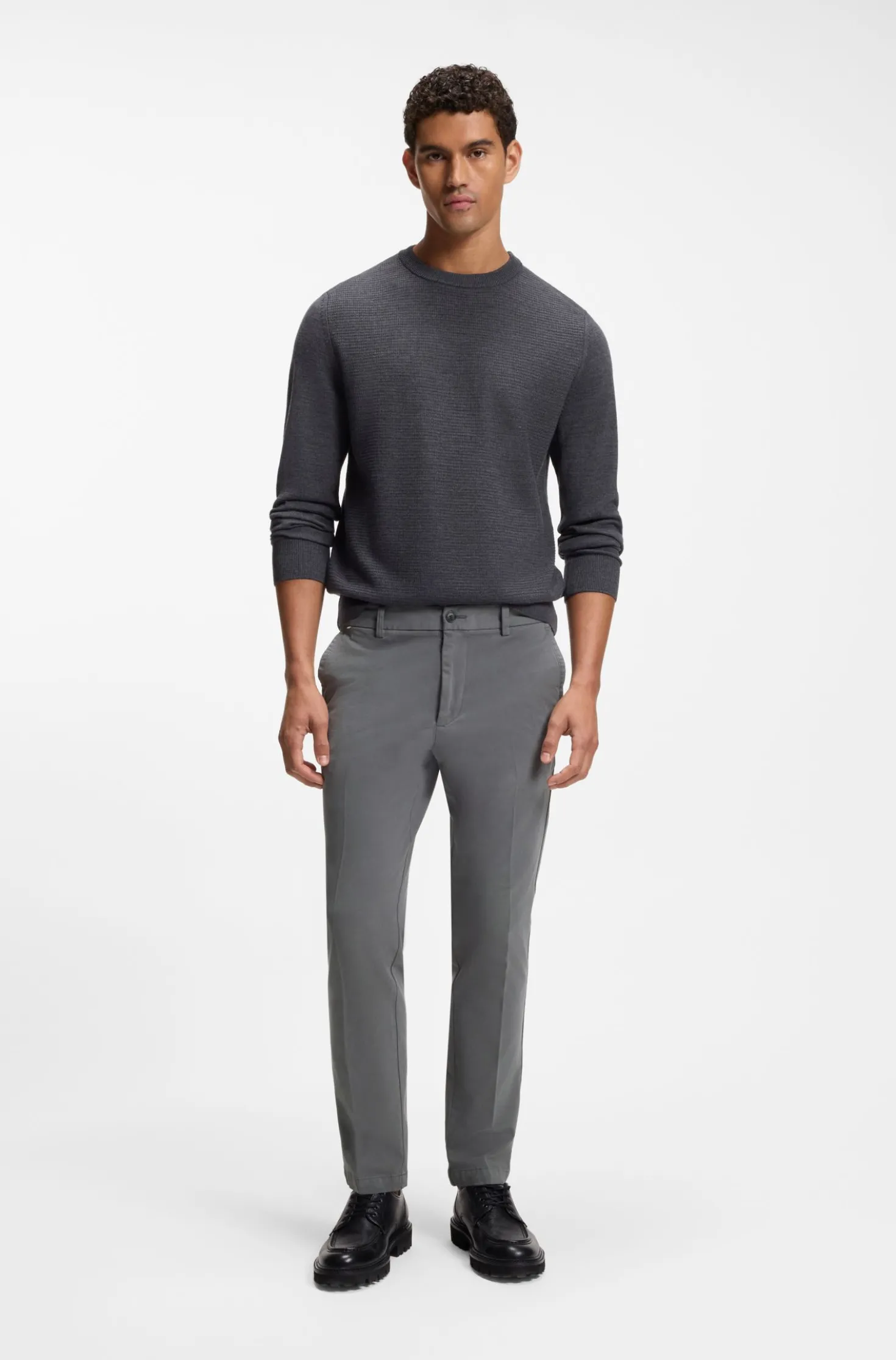Slim-fit trousers in stretch-cotton gabardine