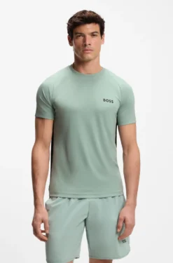 Slim-fit T-shirt in four-way stretch fabric