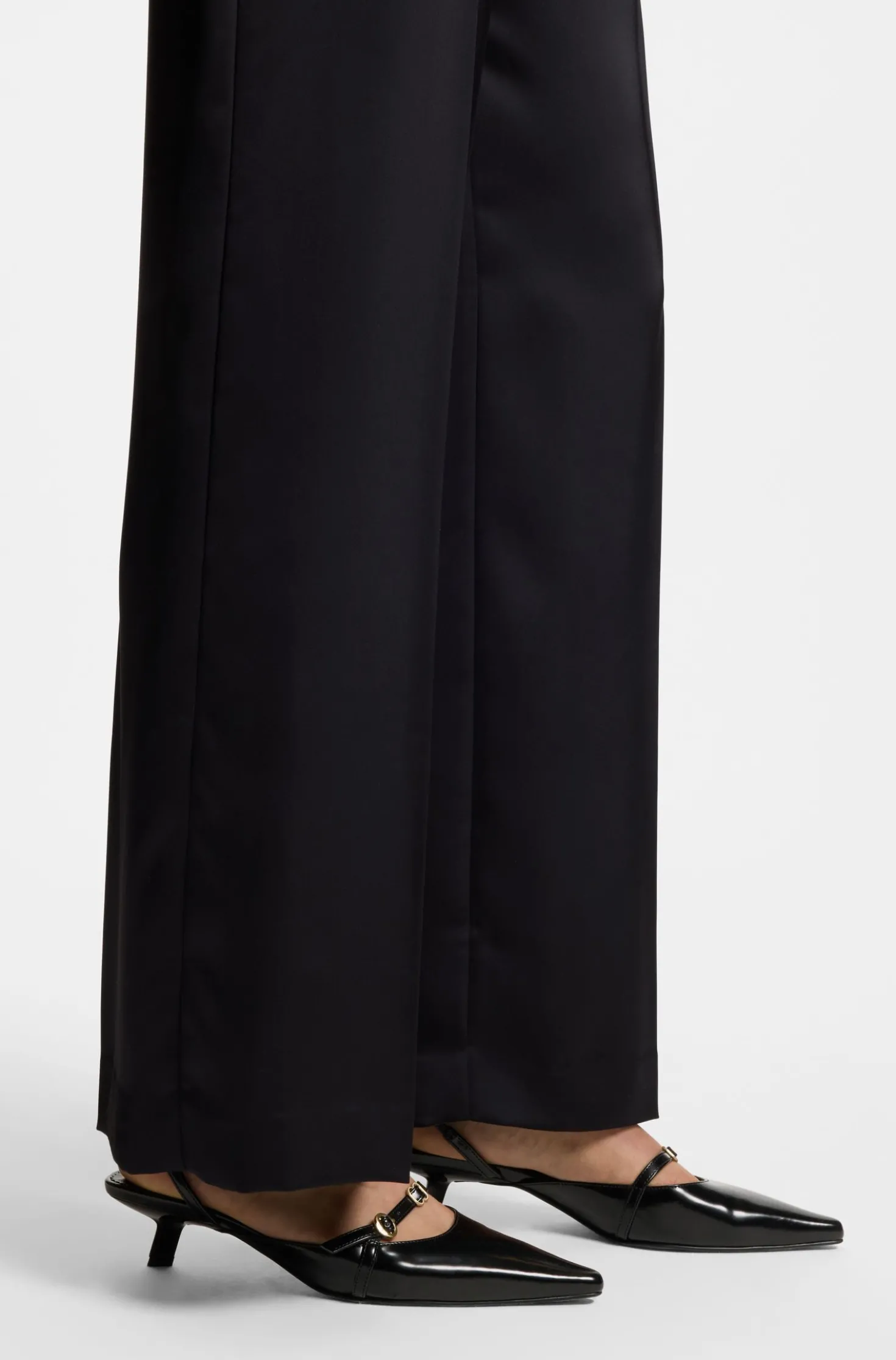 Slingback mules in brush-off leather