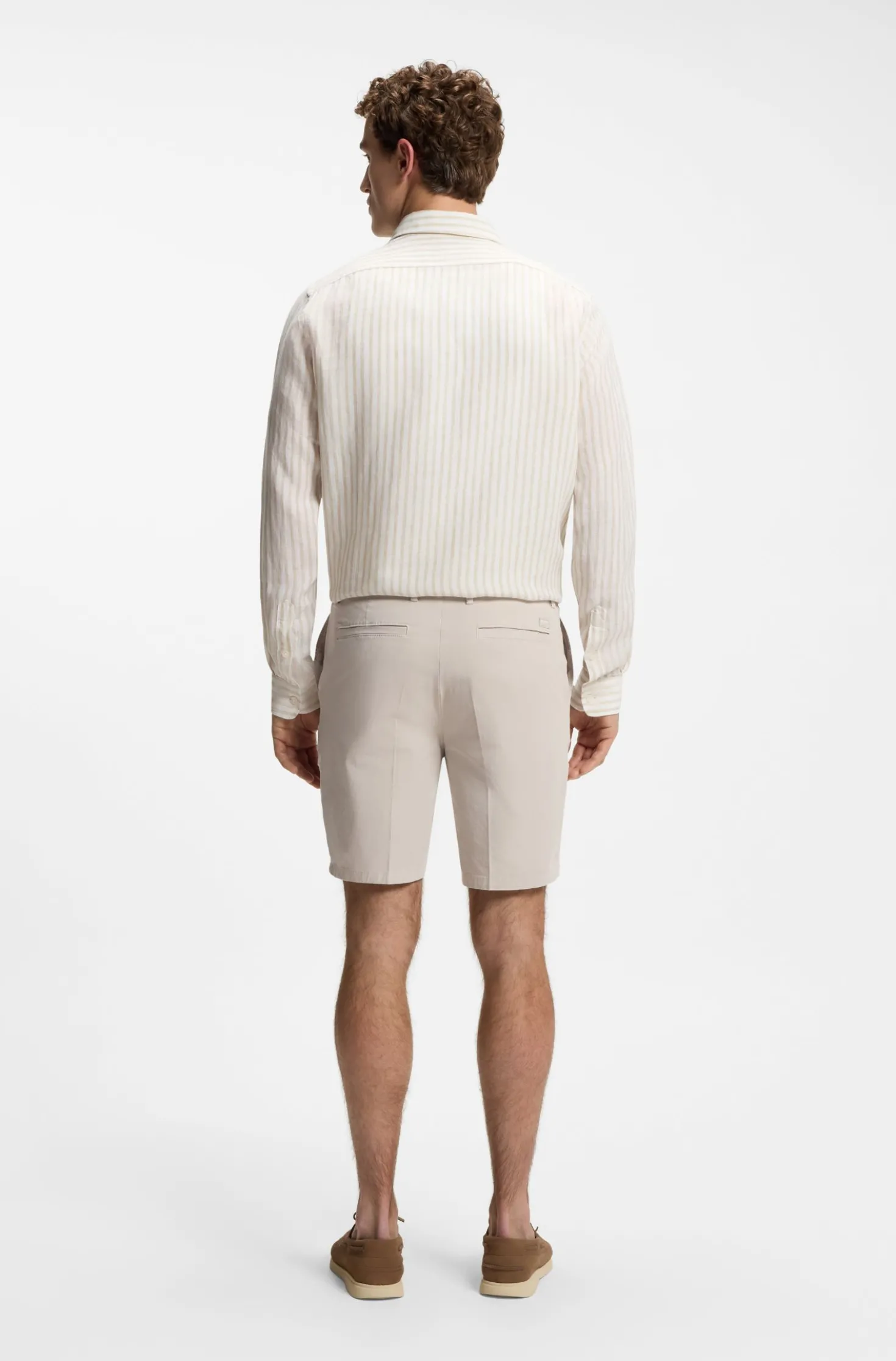 Stretch-cotton shorts in a modern fit