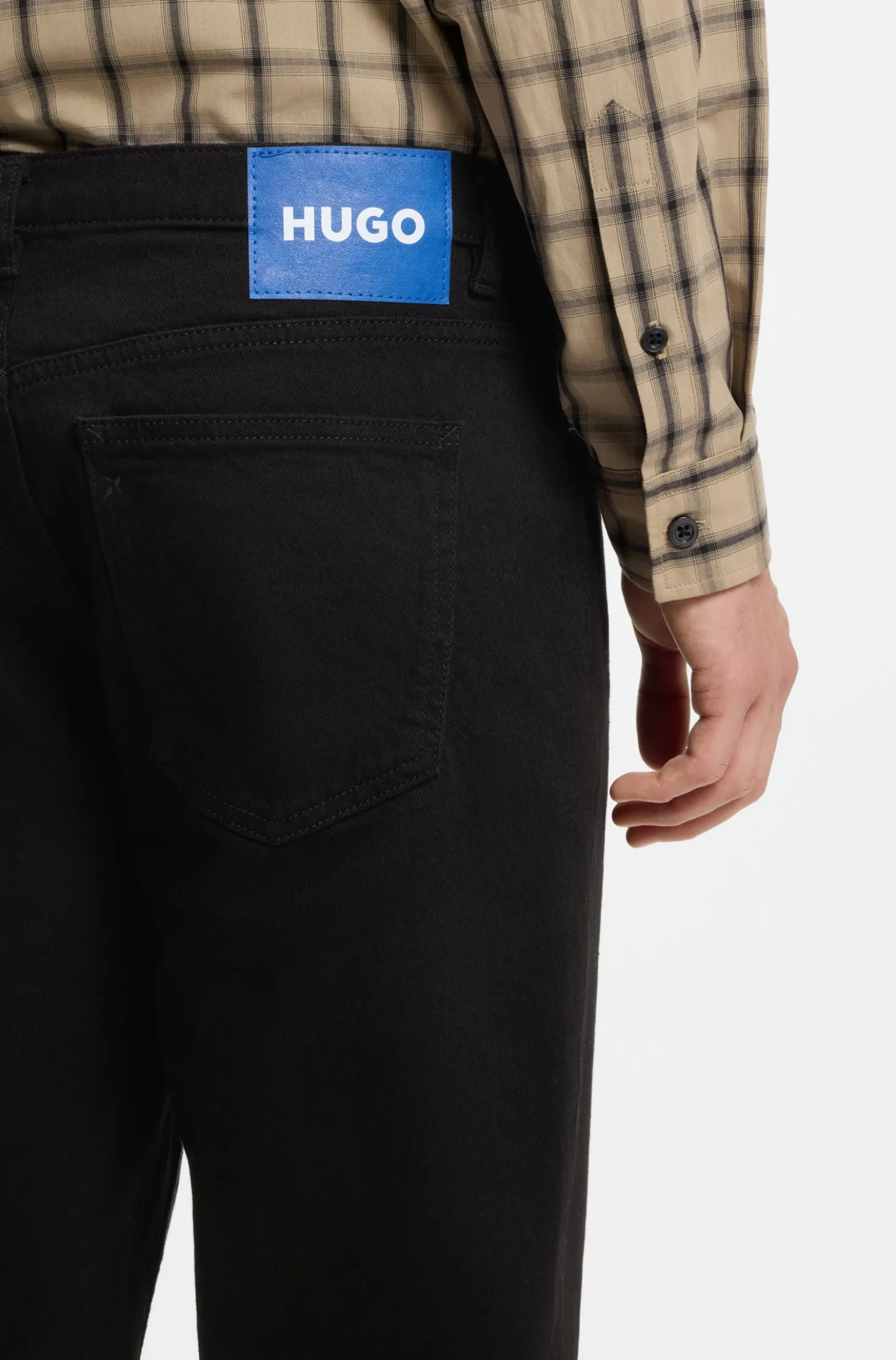 Tapered-fit jeans in black stretch denim