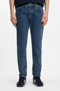 Tapered-fit jeans in comfort-stretch denim