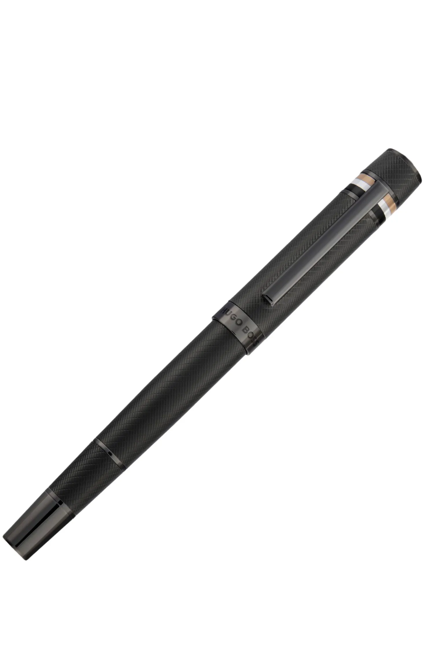 Textured-barrel fountain pen with signature-stripe ring