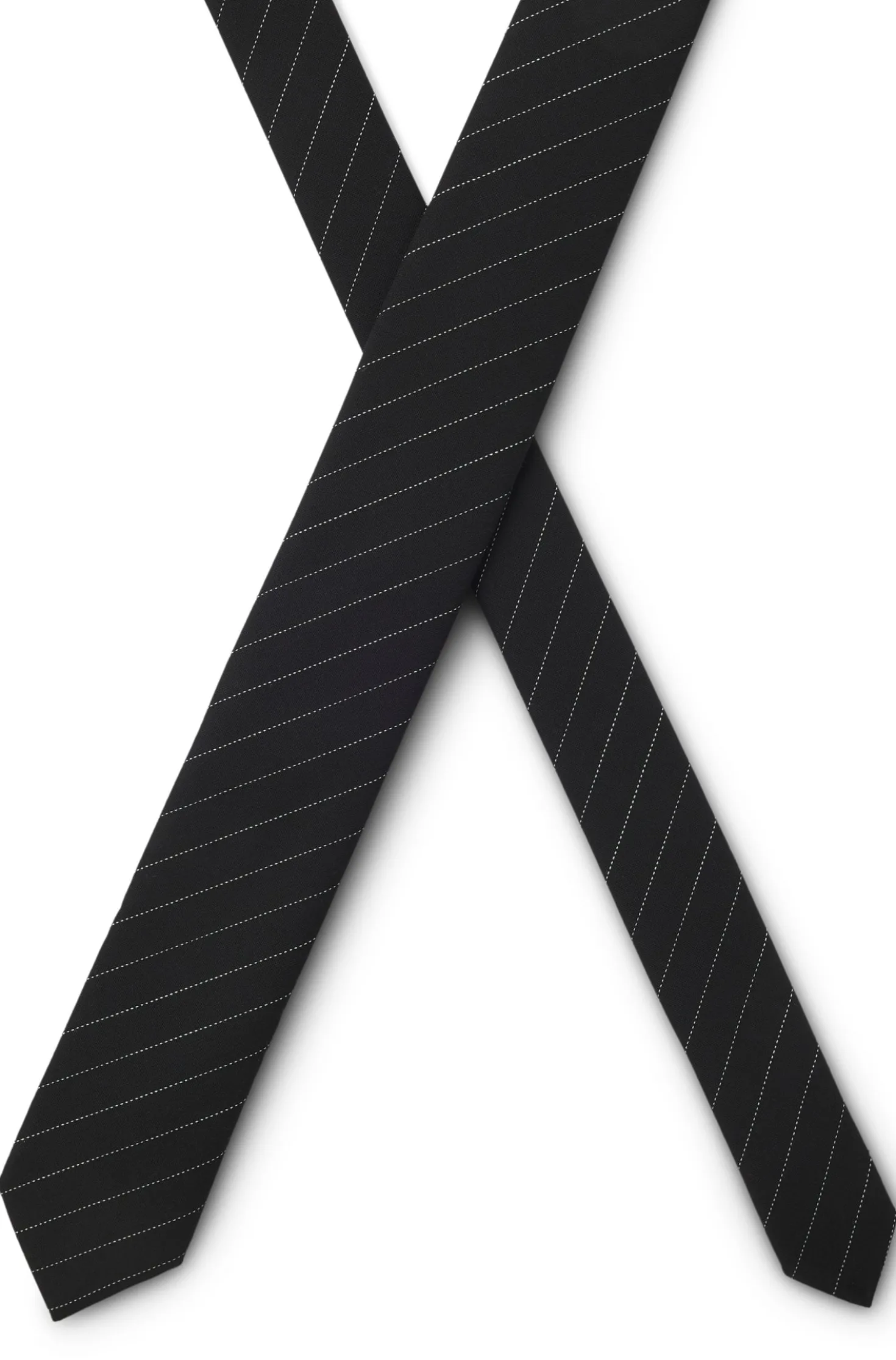 Tie with diagonal stripe