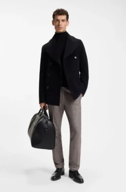 Timeless leather Derby shoes with brogue stitching
