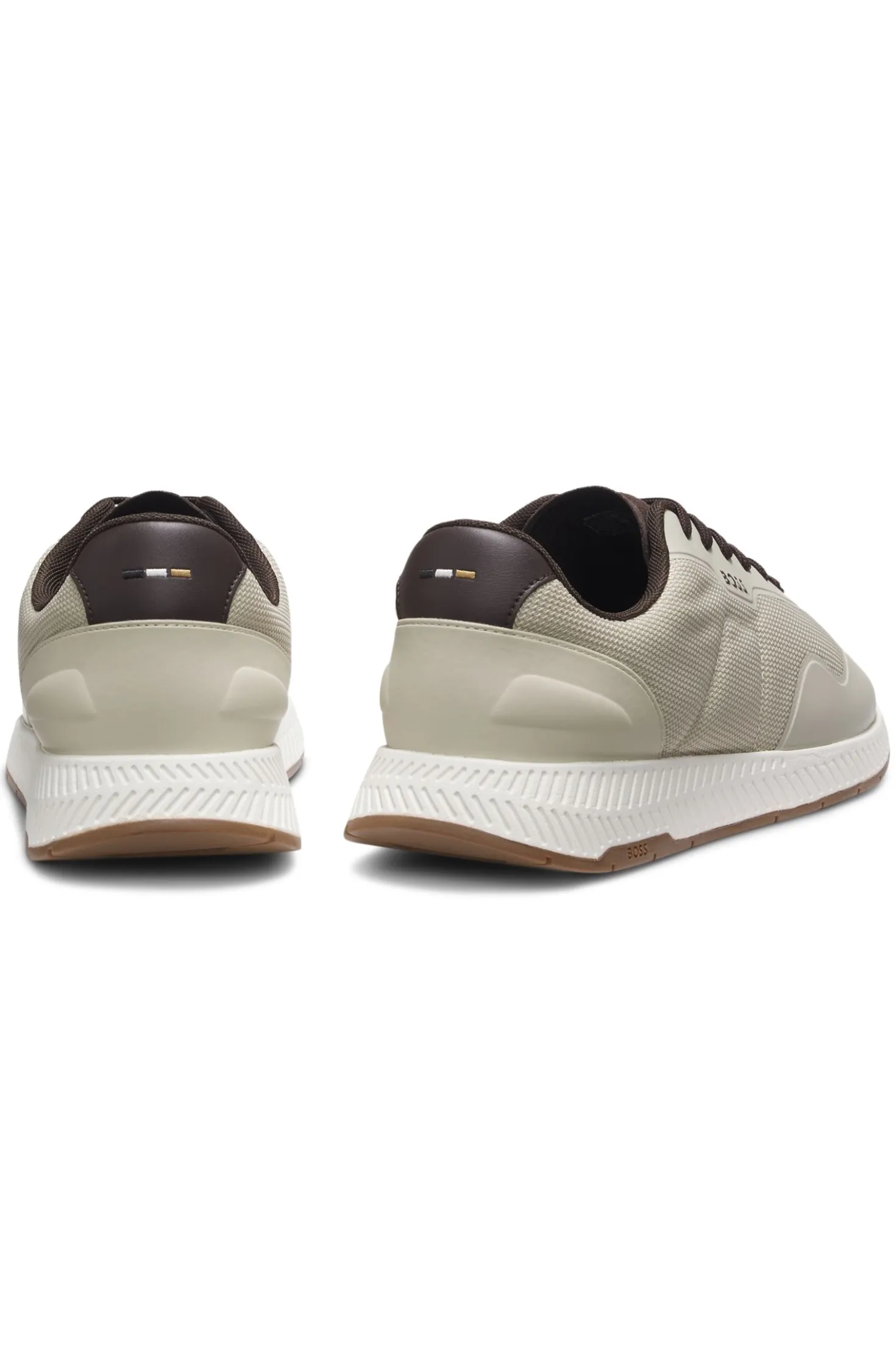 TTNM mesh trainers with smooth trims