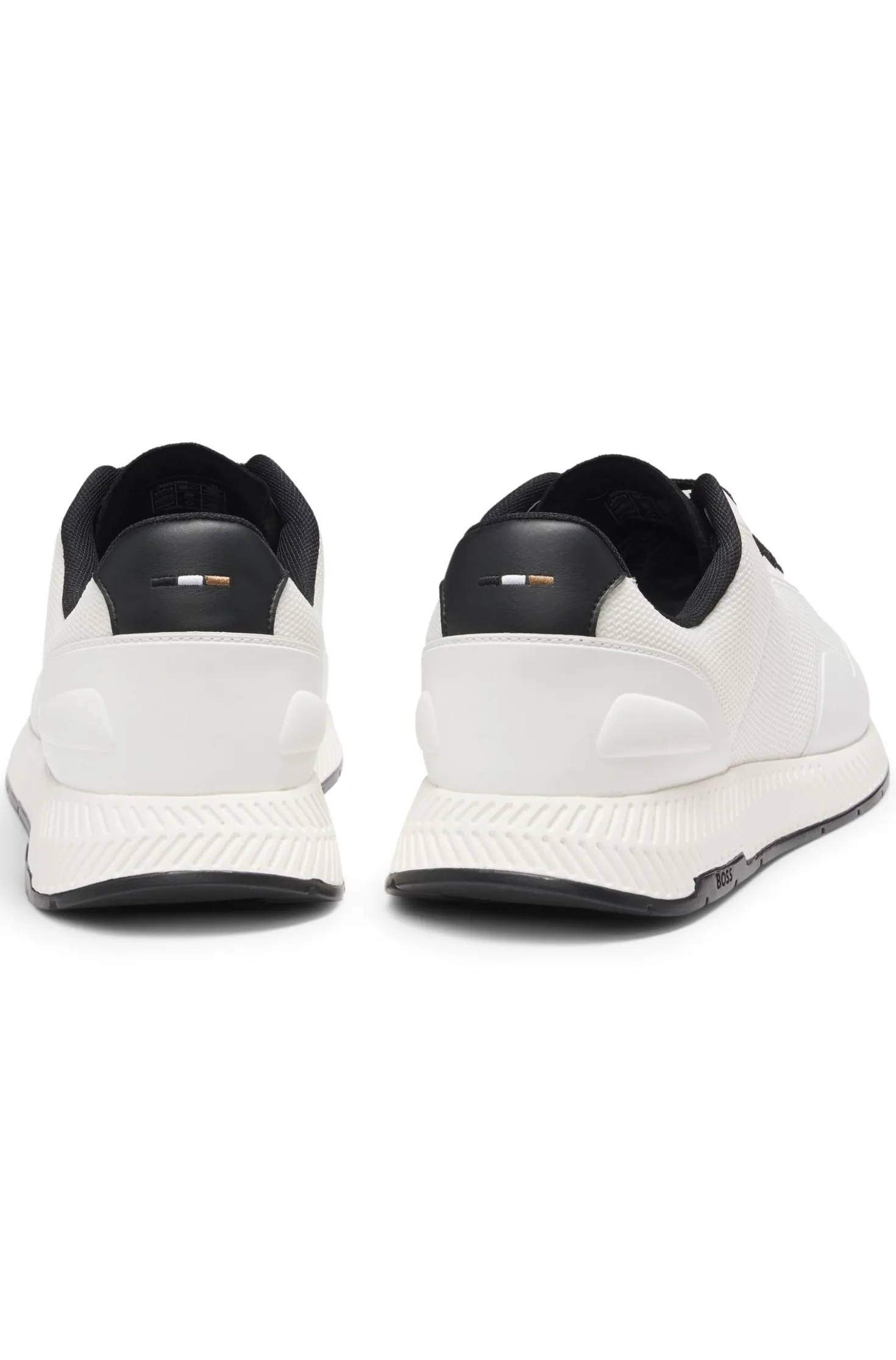 TTNM mesh trainers with smooth trims