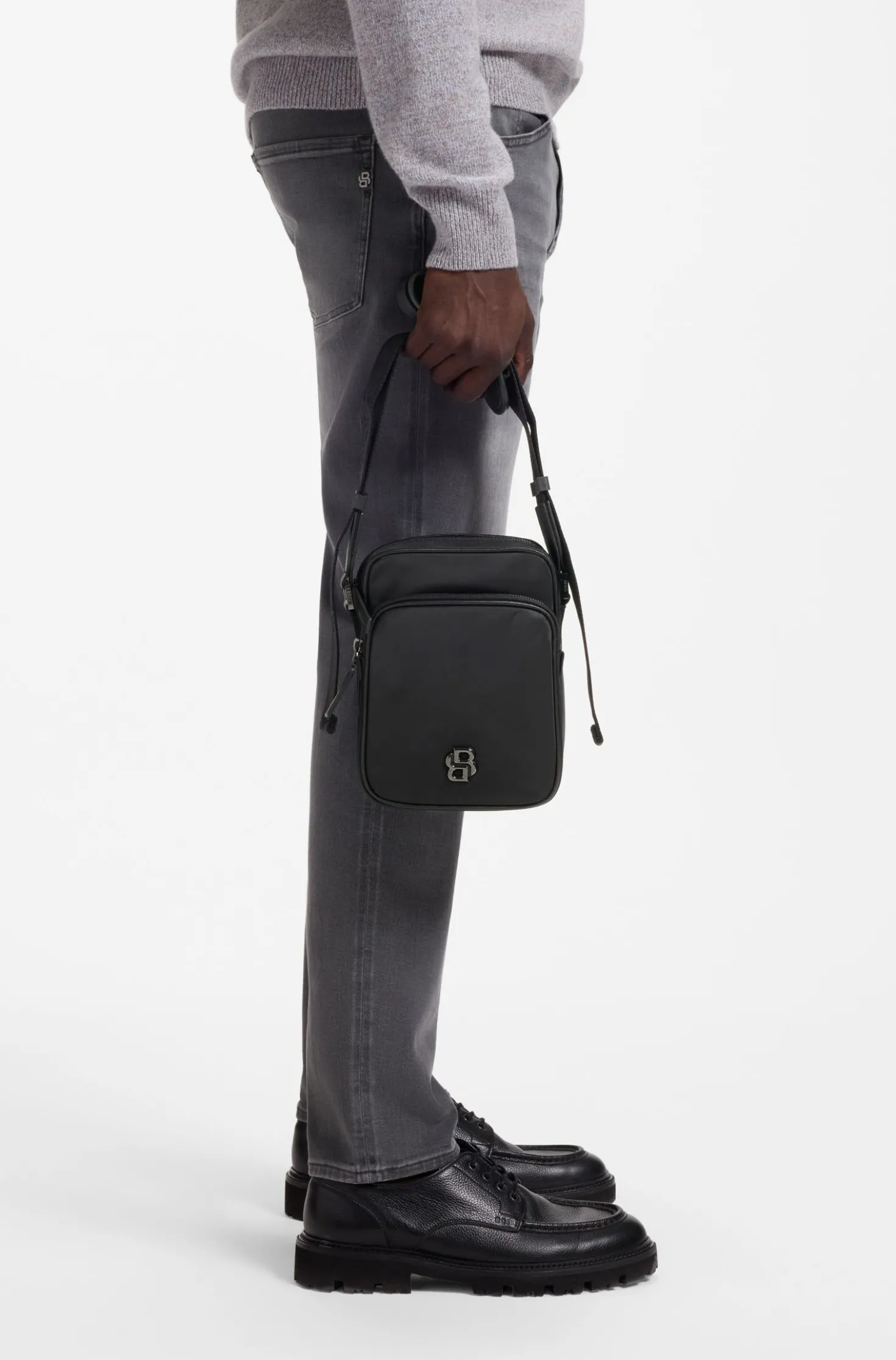 Twill reporter bag with adjustable logo strap