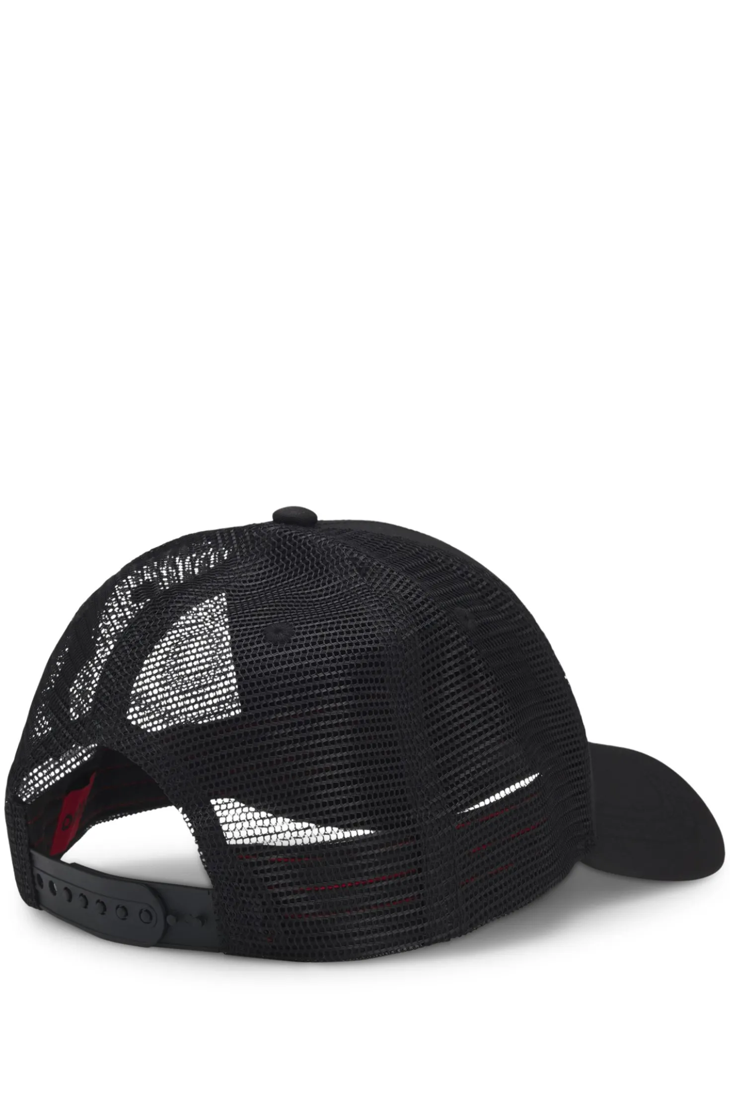 Twill trucker cap with red logo label