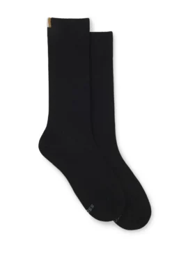 Two-pack of regular-length socks with ribbed structure