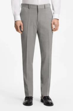 Two-piece slim-fit suit in a wool blend