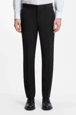 Two-piece slim-fit suit in a wool blend