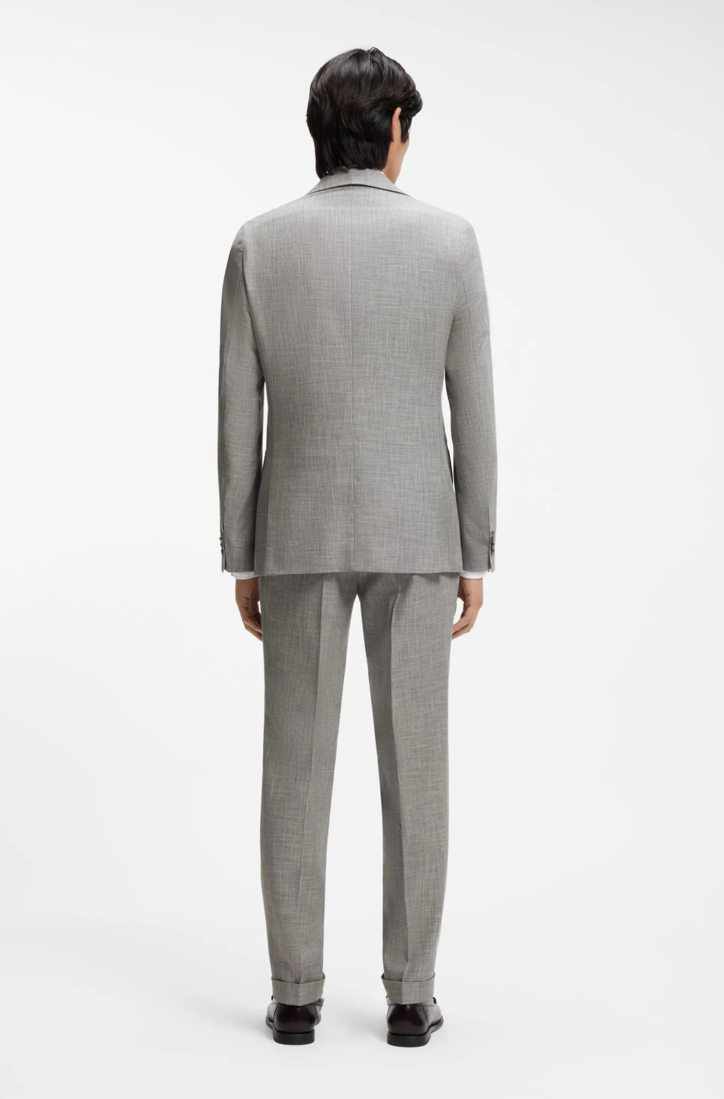 Two-piece slim-fit suit in cotton and virgin wool