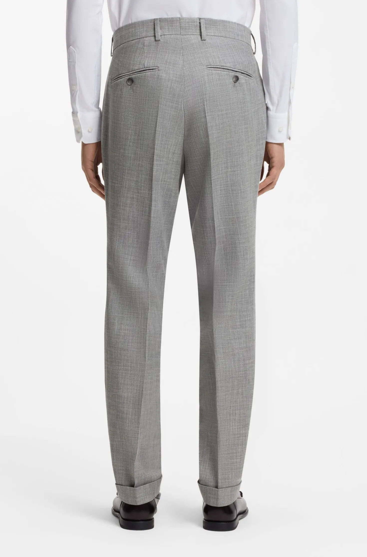 Two-piece slim-fit suit in cotton and virgin wool