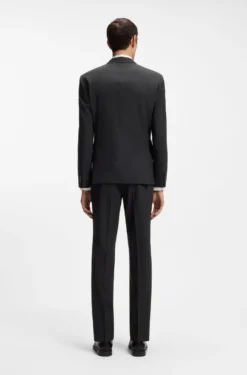 Two-piece slim-fit suit in stretch wool
