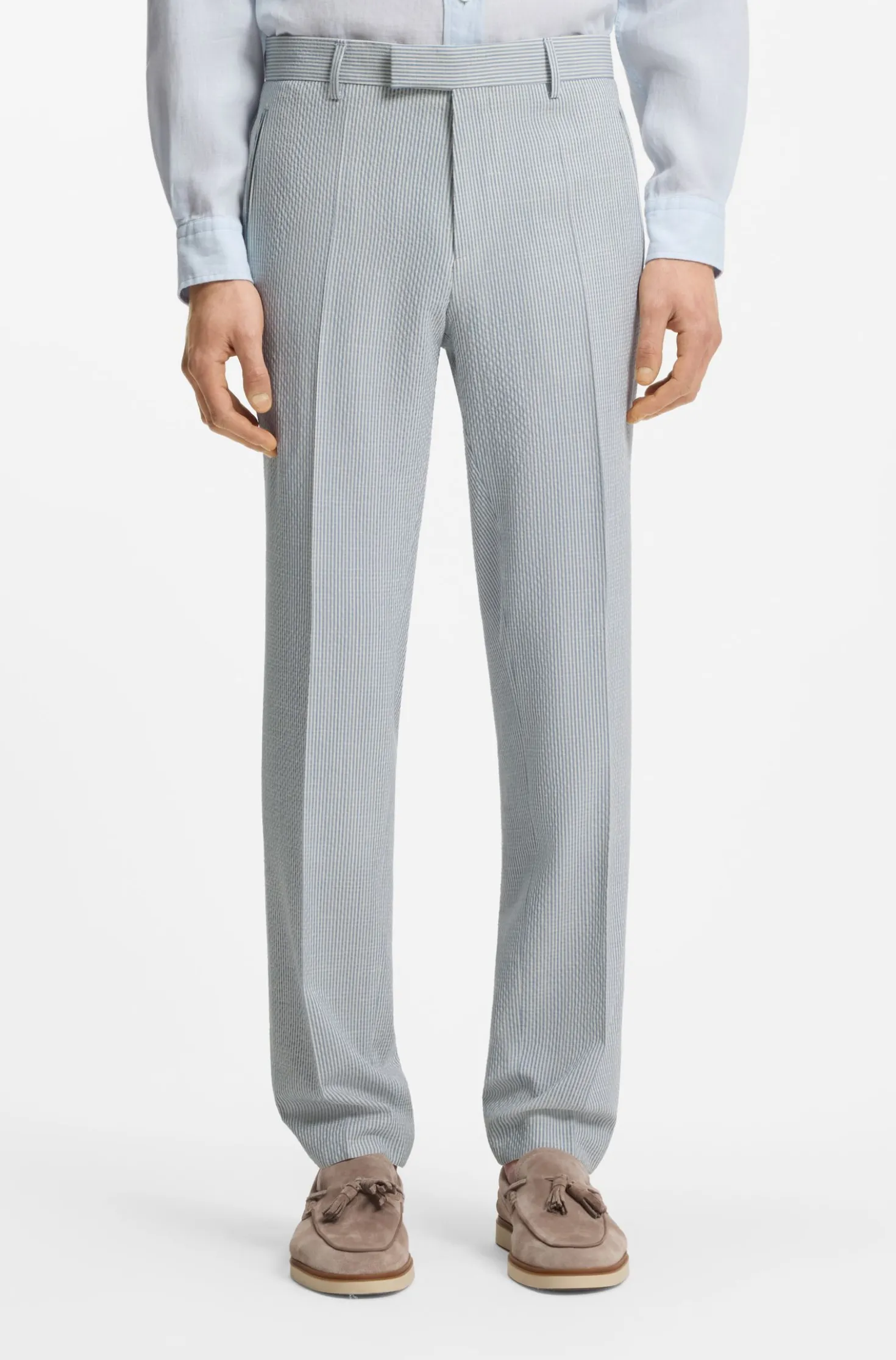 Two-piece slim-fit suit in stretch seersucker fabric