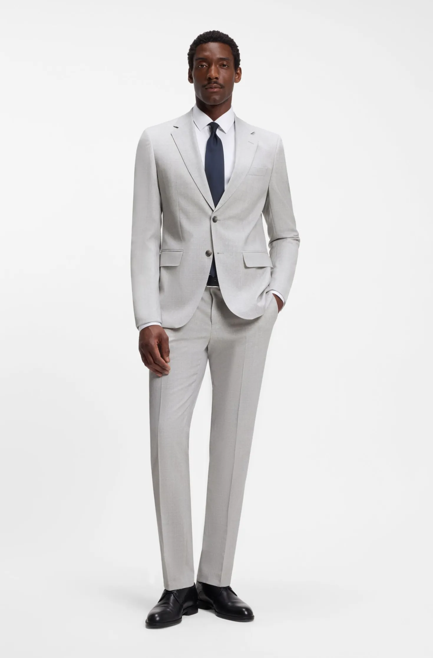 Two-piece slim-fit suit in virgin wool