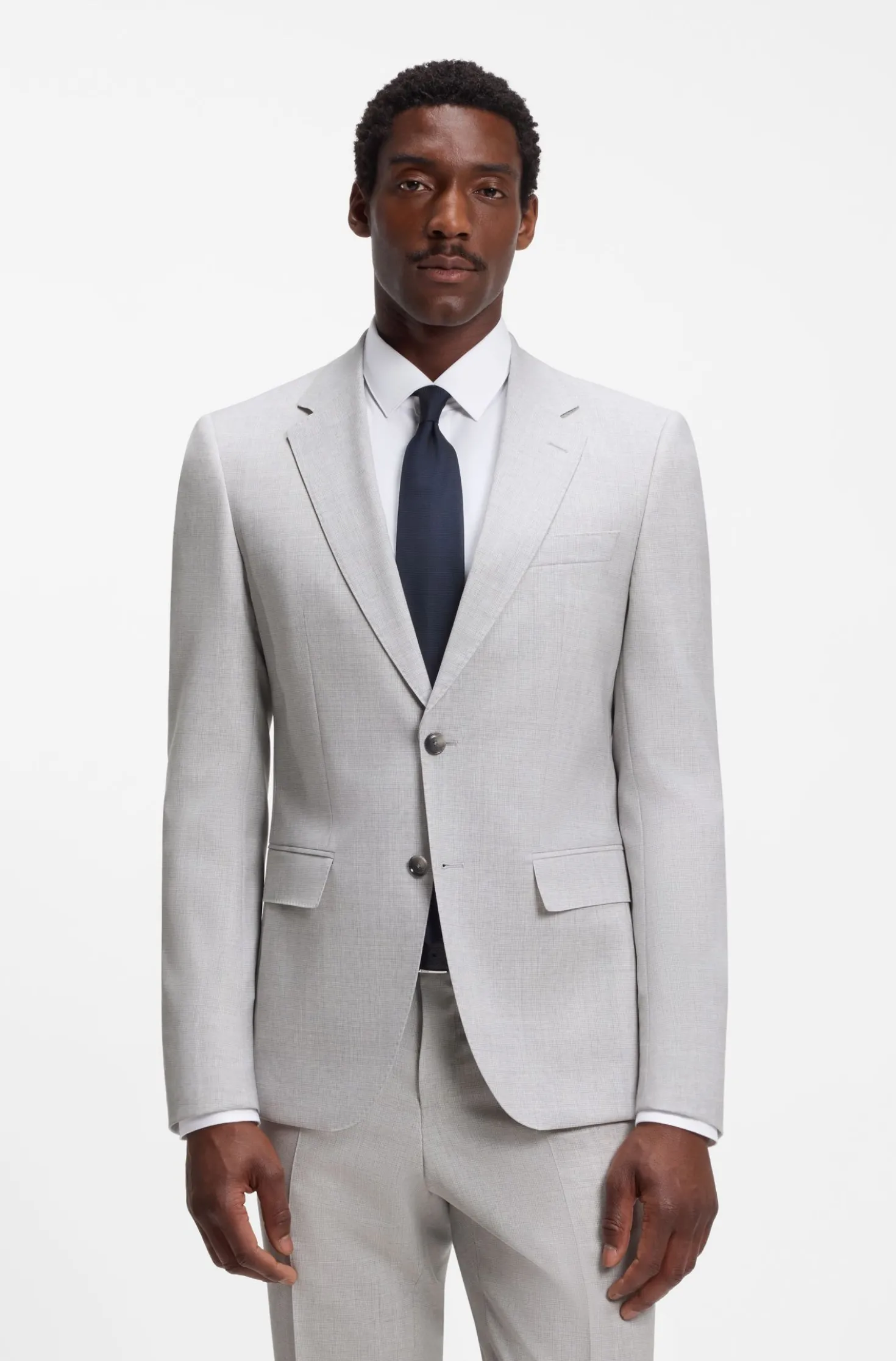Two-piece slim-fit suit in virgin wool