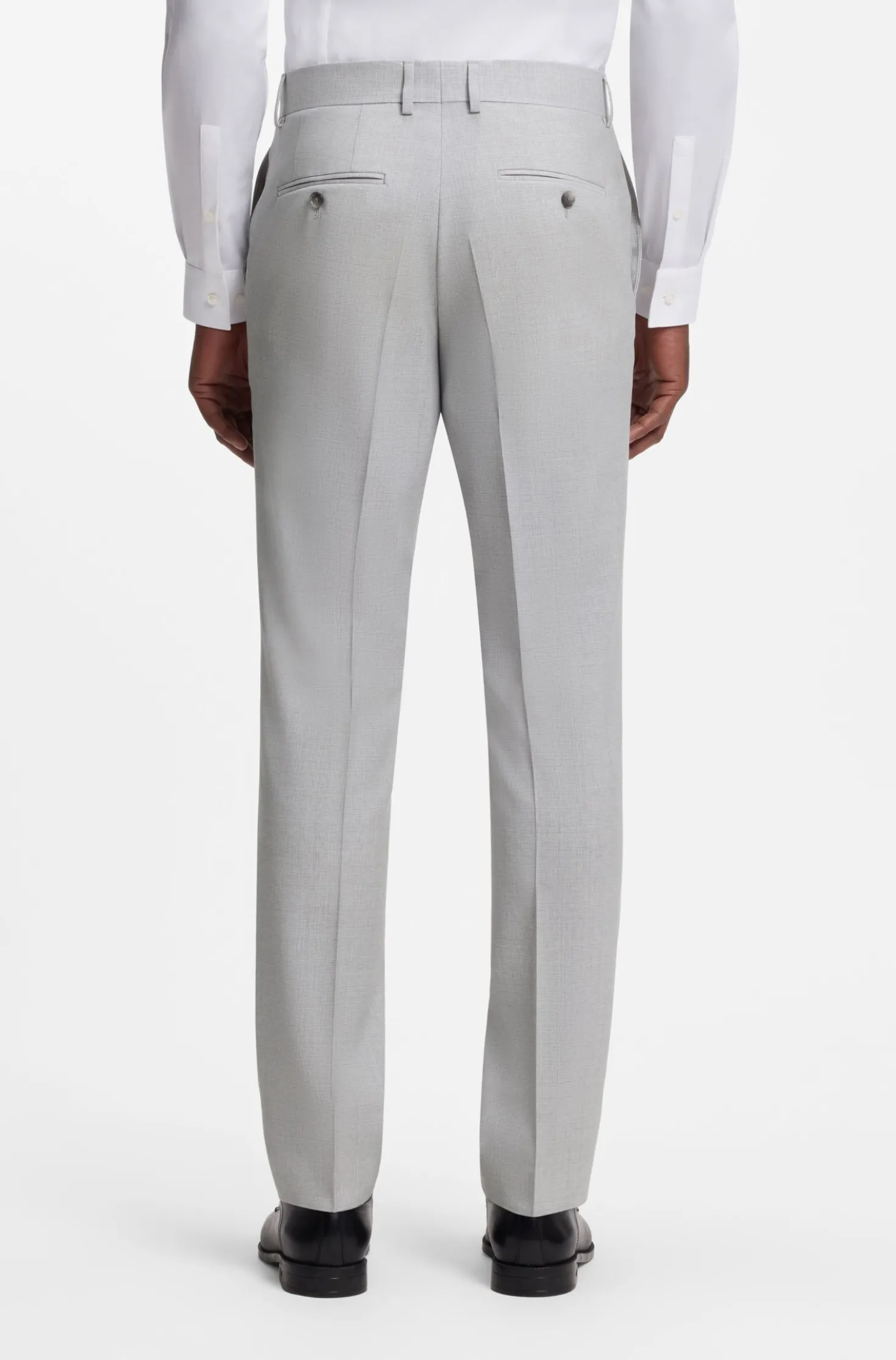 Two-piece slim-fit suit in virgin wool