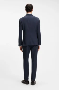 Two-piece slim-fit suit in wool and silk