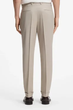 Two-piece slim-fit suit in wool and silk