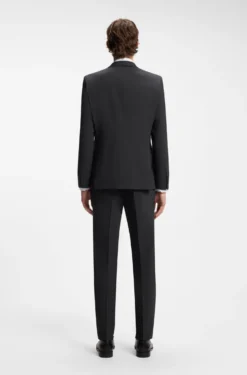 Two-piece suit in a melange stretch-wool blend
