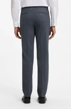 Two-piece suit in micro-patterned stretch fabric