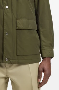 Water-repellent field jacket with checked lining